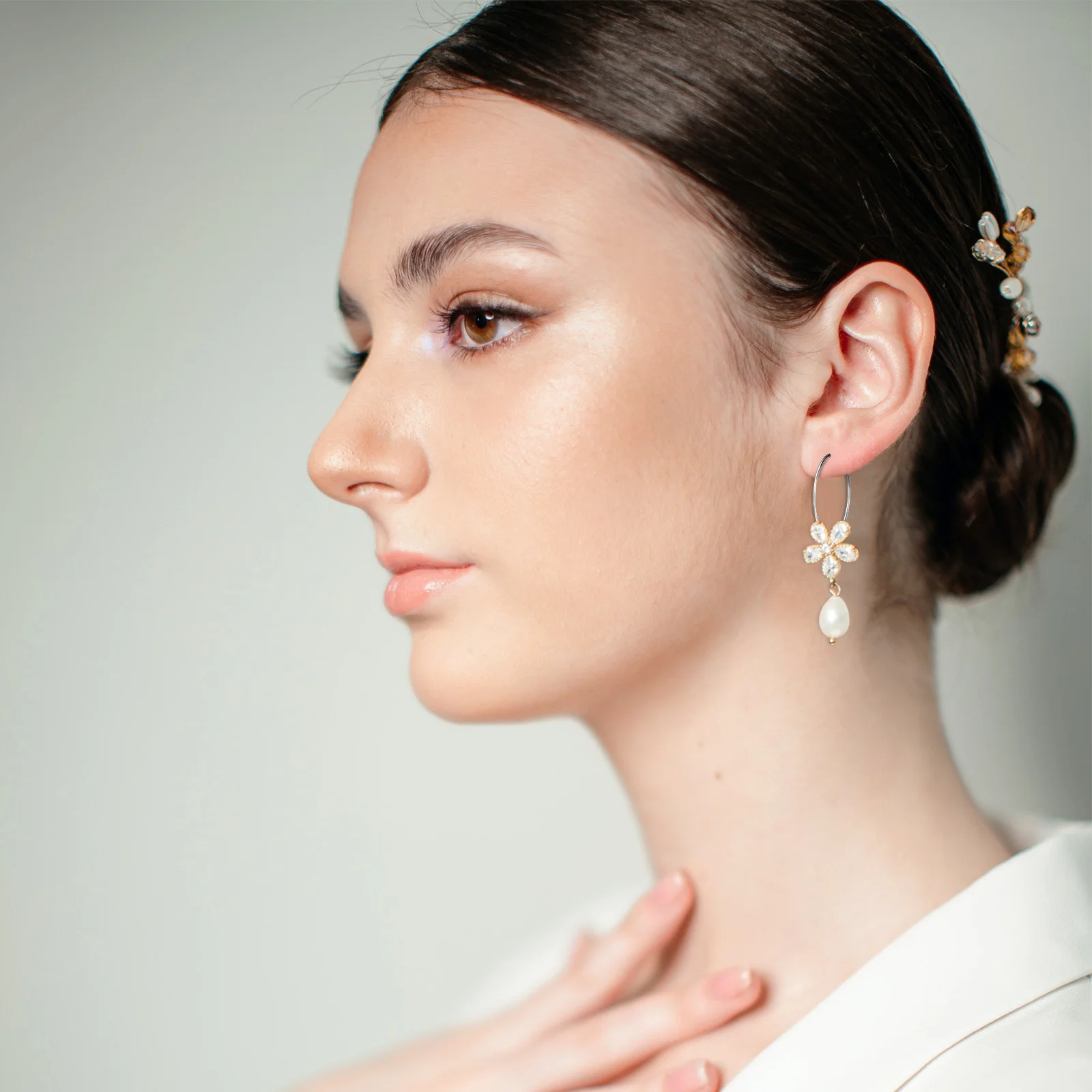 200 Pcs Earring Hoops for Jewelry Making Ear Wire Hoops DIY Earring Accessories for Women