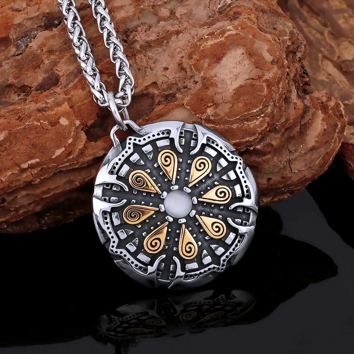 

Norse Compass Gold Color Never Fade Necklace Men Vikings Runes Stainless Steel Vegvisir Amulet Pendant Gifts Jewelry Wholesale