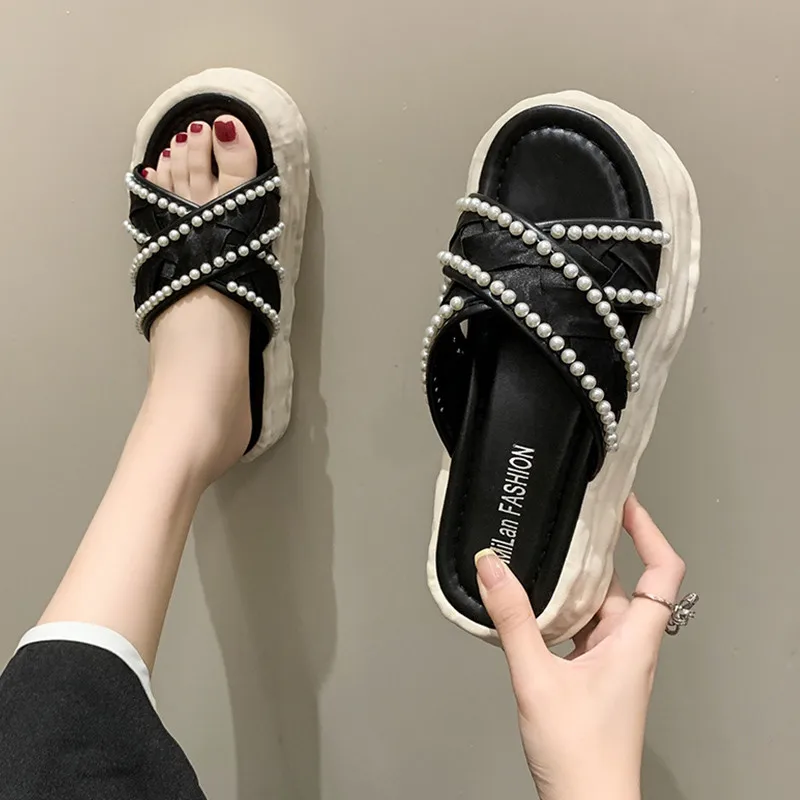 

Shoes Ladies' Slippers Luxury Slides String Bead Slipers Women Med Platform Designer 2022 Flat Fashion Rubber PU String Bead Sli