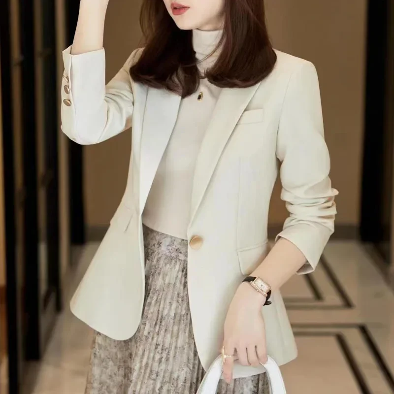 Новинка осени 2024 однобортный пиджак с женской темпераментной текстурой