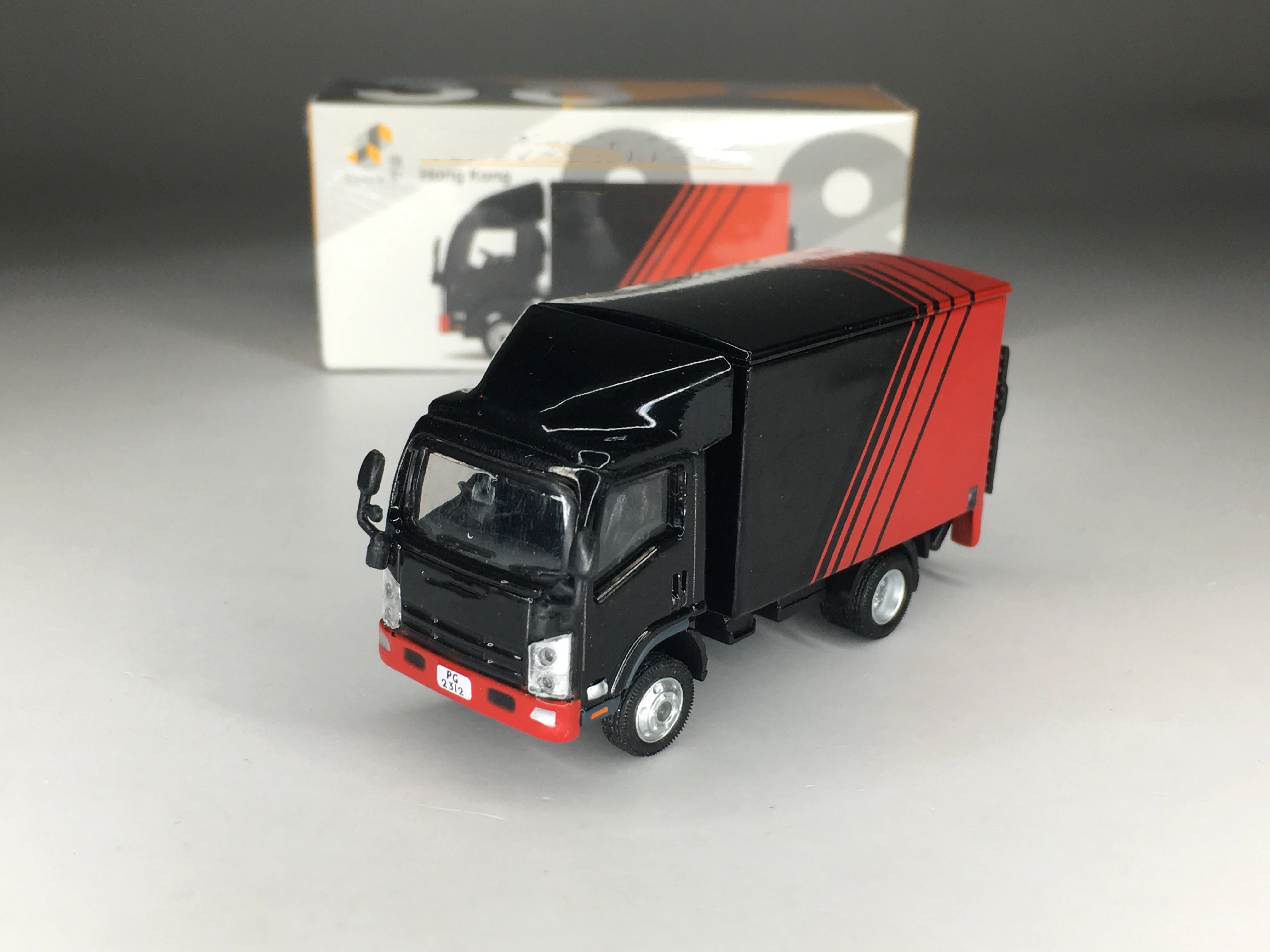 

Tiny 1/76 38 ATC64939 Die Cast Model Car Collection Limited