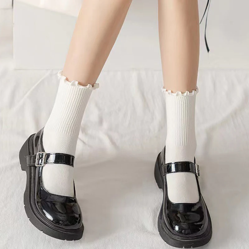 

5pairs /Lot Spring Autumn Socks for Women Ruffle Polyester Cotton Middle Tube Ankle Short Socks Girls Sweet