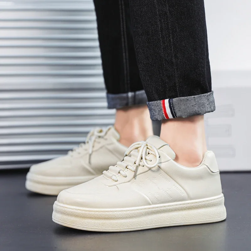 Обувь для скейтборда мужчин. Модные белые туфли. Мягкие и удобные. Износостойкие