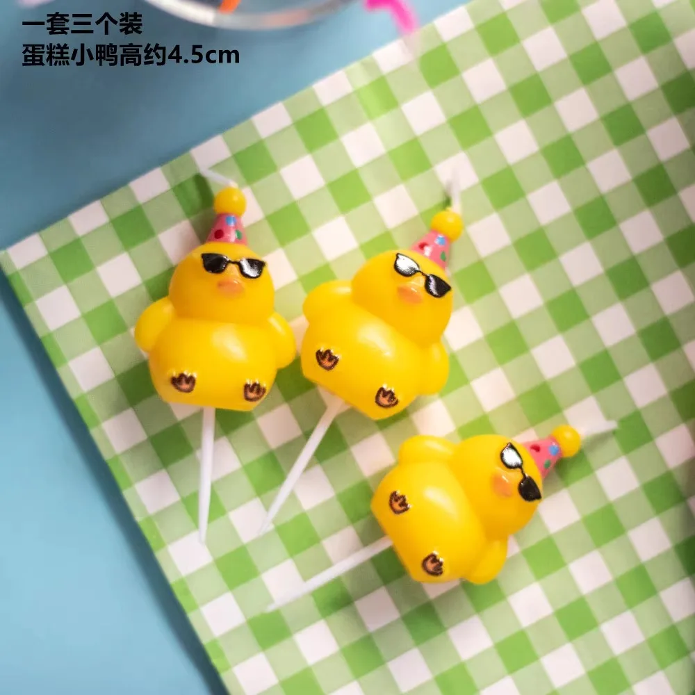 Детские фигурные свечи из парафина 3 шт