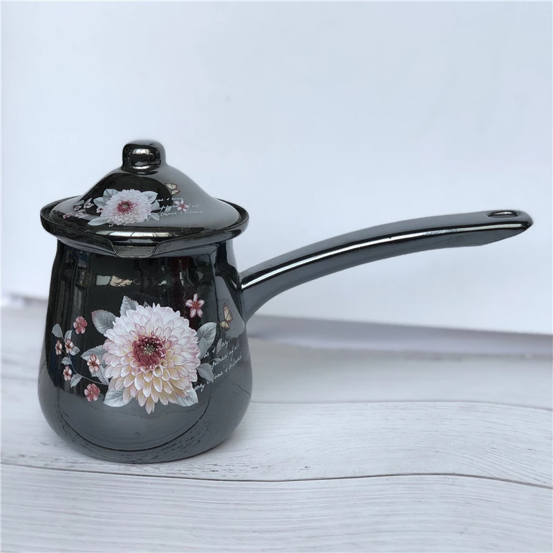 

Enamel milk pot. Enamel coffee bucket. Enamel single handle milk pot and milk storage tank. Enamel hot milk cup, butter bucket.