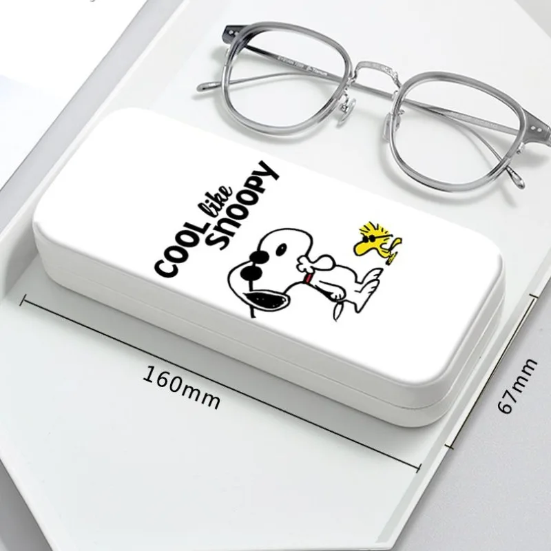 Новый портативный футляр для очков и солнцезащитных очков Snoopy в стиле аниме, унисекс, простой и прочный, для коррекции зрения (art.: 3920dc4e59f2a) - 3920dc4e59f2a
