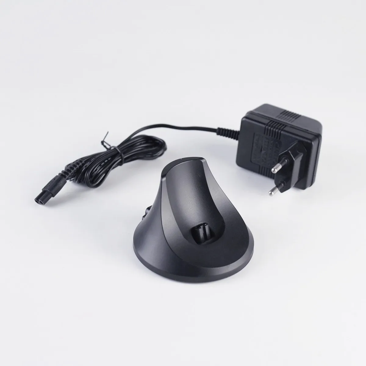 Набор для стрижки Galaxy GL 4155 индикатор работы 4 насадки регулятор высоты зубцов