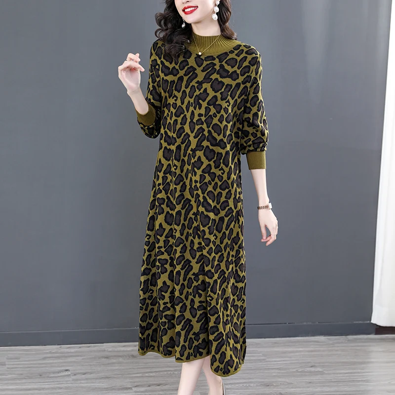 ΠΠ΅Π½ΡΠΊΠΎΠ΅ ΡΡΠΈΠΊΠΎΡΠ°ΠΆΠ½ΠΎΠ΅ ΠΆΠ°ΠΊΠΊΠ°ΡΠ΄ΠΎΠ²ΠΎΠ΅ ΠΏΠ»Π°ΡΡΠ΅-ΡΠ²ΠΈΡΠ΅Ρ Ρ Π΄Π»ΠΈΠ½Π½ΡΠΌ ΡΡΠΊΠ°Π²ΠΎΠΌ ΠΈ Π»Π΅ΠΎΠΏΠ°ΡΠ΄ΠΎΠ²ΡΠΌ ΠΏΡΠΈΠ½ΡΠΎΠΌ ΠΠ΅Π½ΡΠΊΠΎΠ΅ ΡΡΠΈΠΊΠΎΡΠ°ΠΆΠ½ΠΎΠ΅ ΠΆΠ°ΠΊΠΊΠ°ΡΠ΄ΠΎΠ²ΠΎΠ΅ ΠΏΠ»Π°ΡΡΠ΅-ΡΠ²ΠΈΡΠ΅Ρ Ρ Π΄Π»ΠΈΠ½Π½ΡΠΌ ΡΡΠΊΠ°Π²ΠΎΠΌ ΠΈ Π»Π΅ΠΎΠΏΠ°ΡΠ΄ΠΎΠ²ΡΠΌ ΠΏΡΠΈΠ½ΡΠΎΠΌ