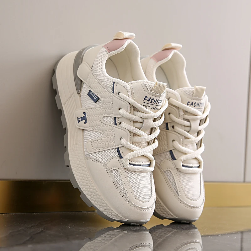 Женские прогулочные туфли CRLAYDK 2024 модные кроссовки на массивной платформе