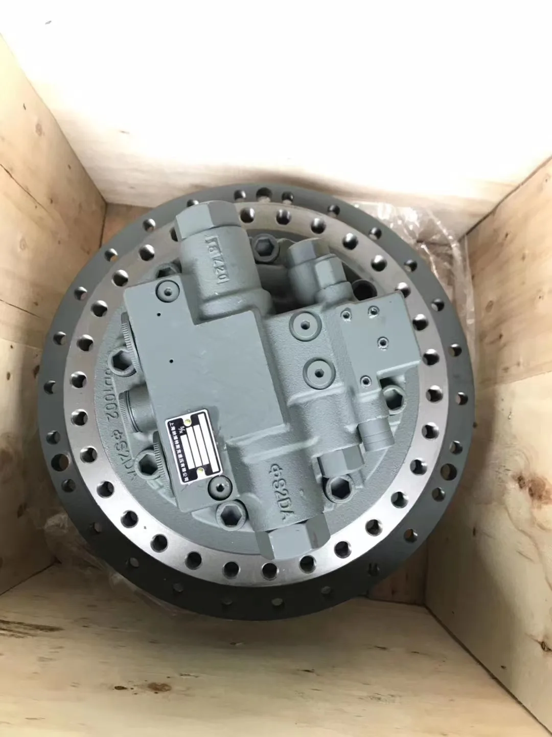 Устройство хода экскаватора SK200-8 SK210-8 GM38 Мотор с коробкой передач