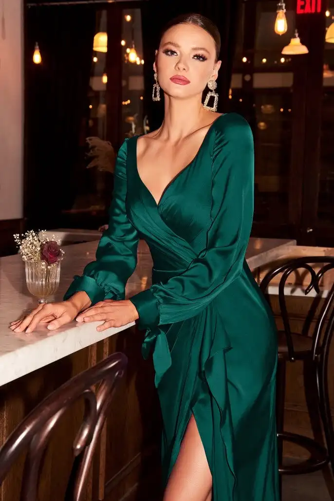 Emerald Green Evening Dress Women Long Sleeve Special Occasion Gown V-Neck Plus Size Silk Satin Prom Dresses Robe De Soriee