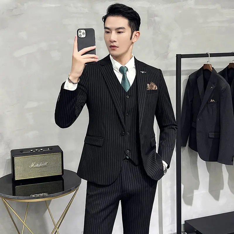 

Новинка (пиджак + жилет + брюки) мужской костюм модное Полосатое приталенное платье в итальянском стиле Повседневный Свадебный Официальный Мужской комплект из 3 предметов