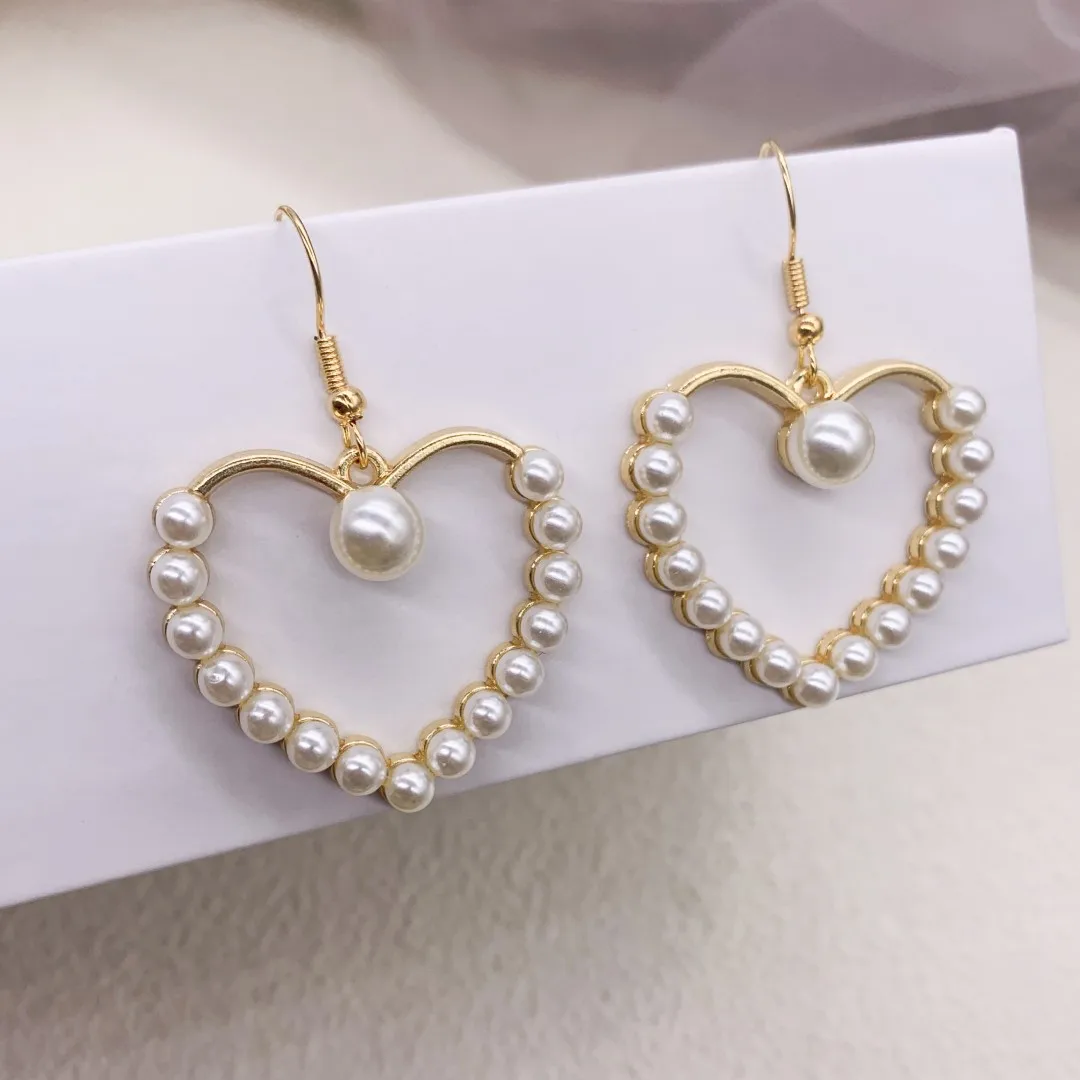 Модные жемчужные серьги Love свадебные аксессуары оптом