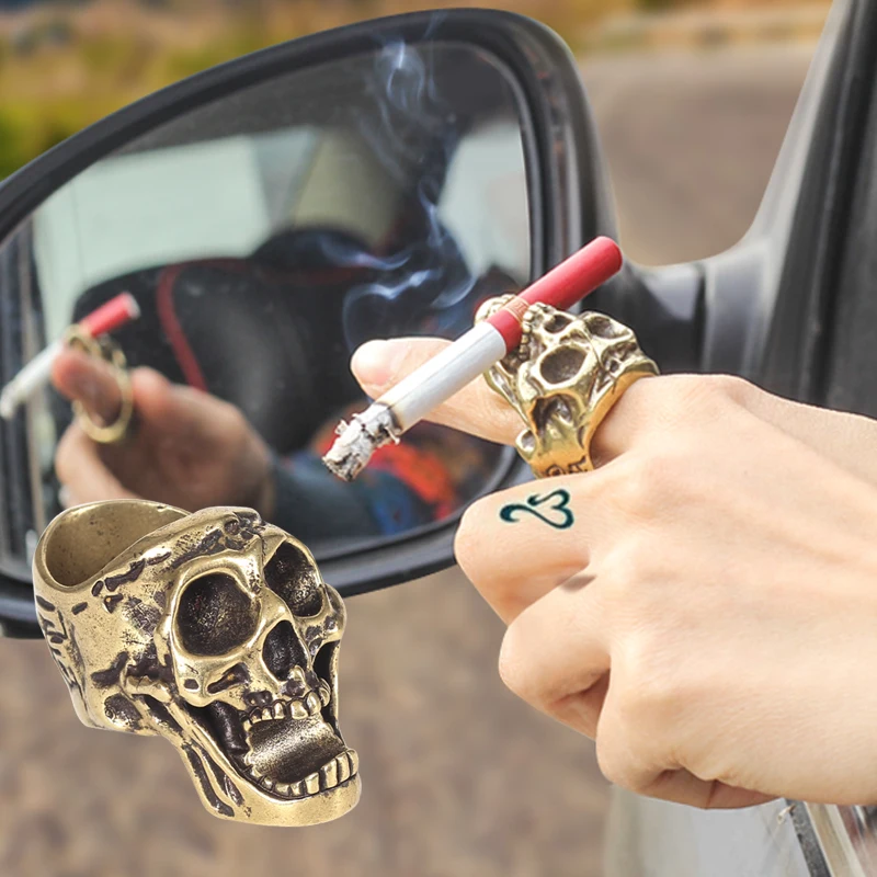 

Skull Brass Cigarette Holder Ring Finger Ring golden Accessories Men's Gadgets