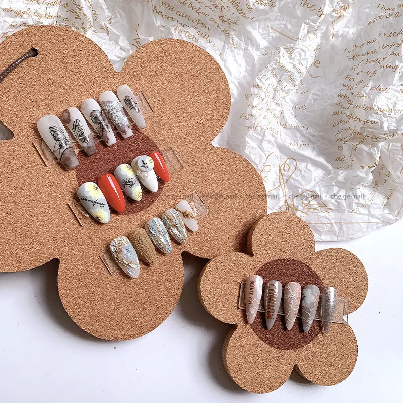 

2022 new Nail Art Tools Small Flower Cute Cat Claw Retro Cork Display Board Display Stand Photo Nail Shop Nail Supplies