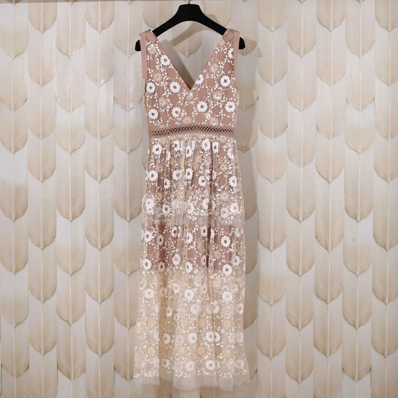 

Women Sequin Floral Embroidery Hollow Out V-Neck Mesh Lace Up Sleeveless Backless Party Maxi Dress
