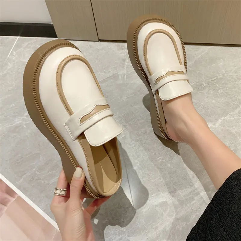 Мюли женские из лакированной кожи лоферы на платформе шлепанцы толстой подошве