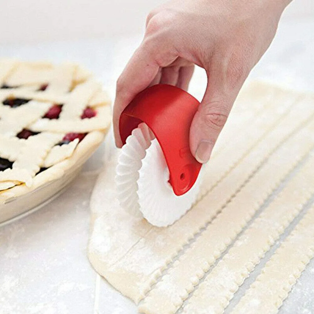 

Pizza Pastry Lattice Cutter Pastry Pie Decor Cutter Plastic Wheel Roller for Crust Baking Cutter Kitchen Accessories Tool Gadge