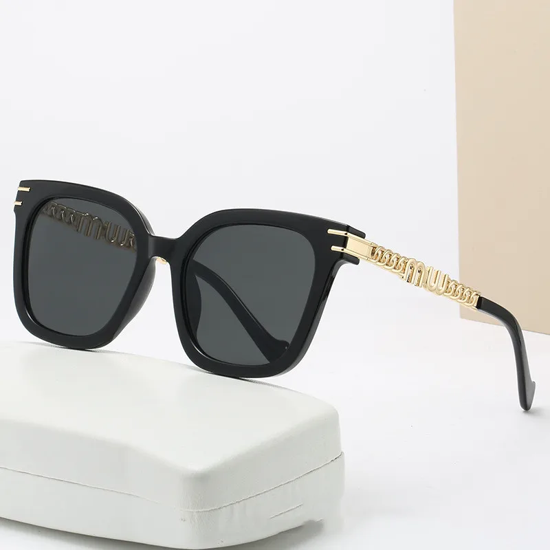 

Новинка 2023 женские солнцезащитные очки женские европейские и американские модные трендовые трехцветные очки сетчатые красные одинаковые очки