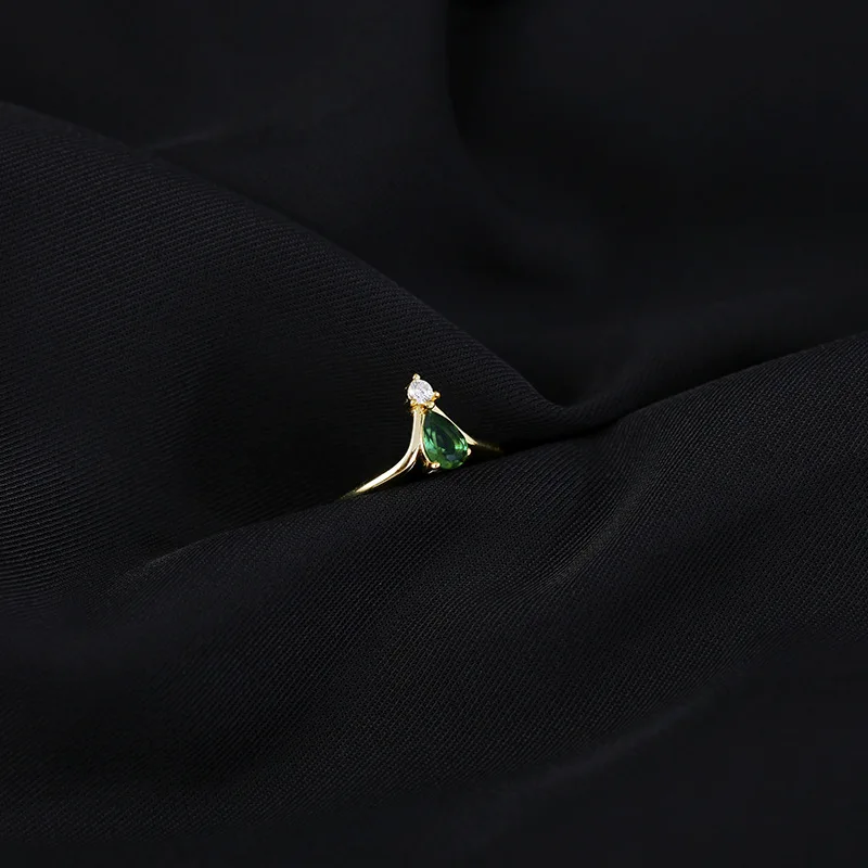 

Chenfengfumeng S925 Sterling Rings for Woman with Green Water Drop Zircon Gold Color Tiny Open Adjustable Ring Fine Jewelry