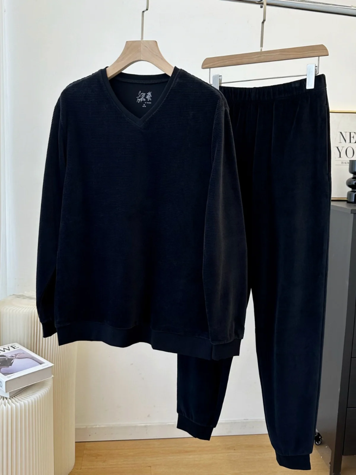 Мужской осенне-зимний бархатный Теплый черный комплект TCM с длинным рукавом