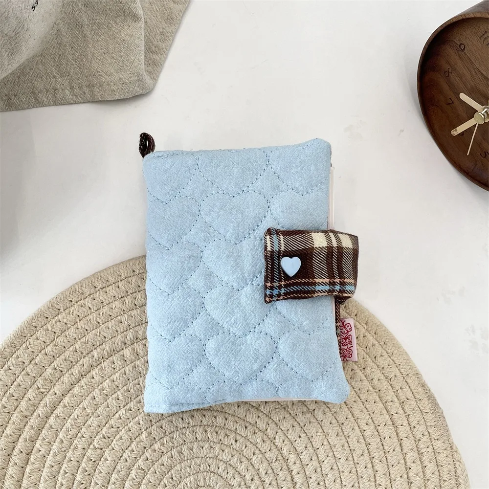 

Эстетический тканевый блокнот с вышивкой в виде сердца