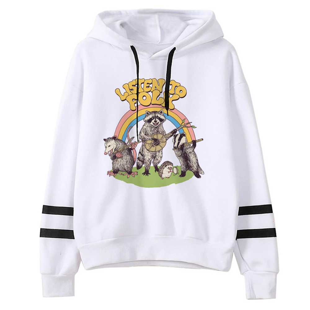 

Женская футболка с капюшоном и графическим принтом