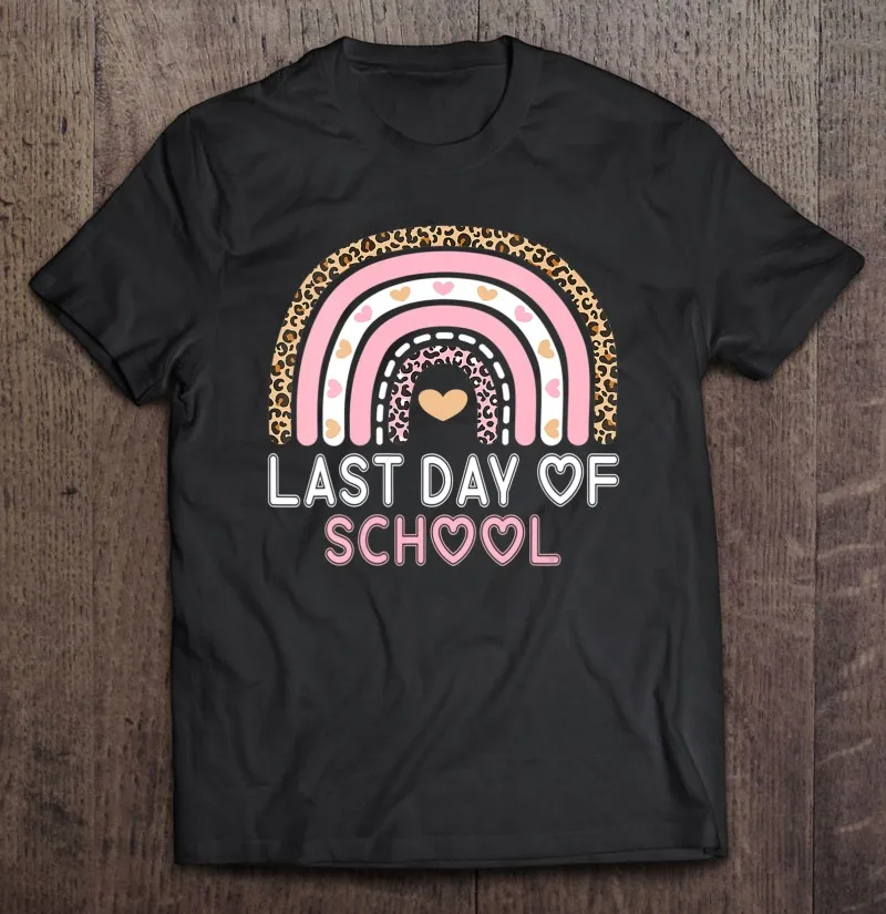 

Женская блузка с надписью «Happy Day Of School»