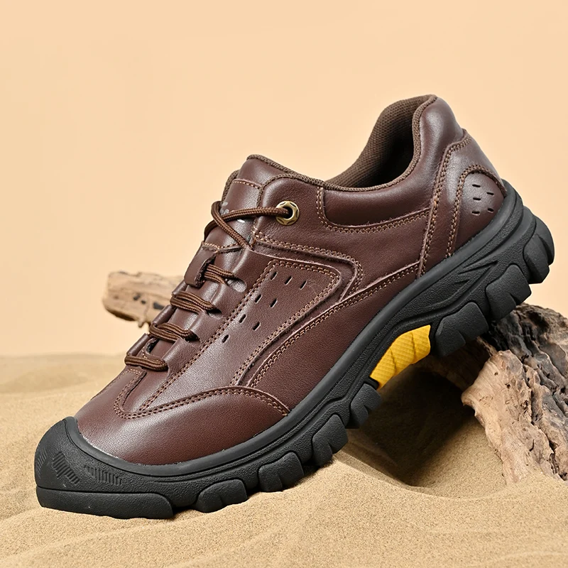 Рисунок 2 - Мужская походная обувь