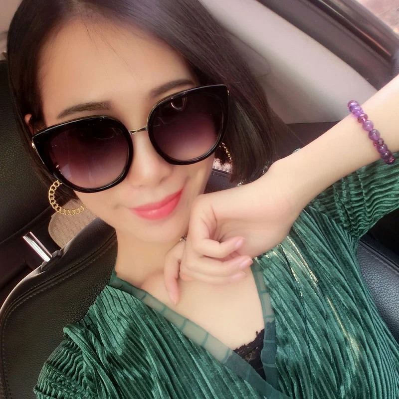 

ERILLES Fashion Square Sunglasses Women Luxury Brand Vintage Oversized Gradient Sun Glasses Female Ladies Eyewear Uv400 Shades