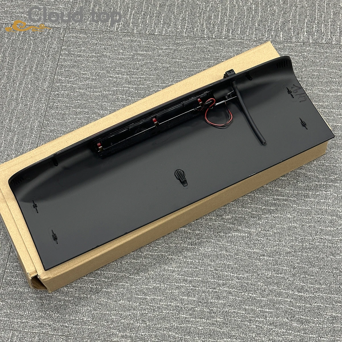 

Высоко установленная стоп-сигнал с насадкой для Land Rover Discovery 3 и 4 LR3 LR4 LR072856 LR029623 XFG000062