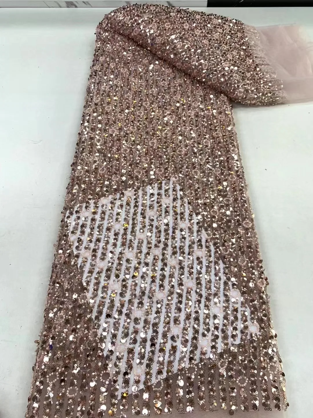 

Gold French Sequins Tulle Mesh Lace Fabric 2023 High Quality Lace Nigerian Net Lace Fabrics For Women Party Wedding Sewing