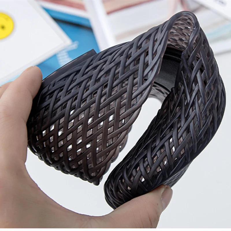 Women Free Shipping Hollow Flats Round Toe Breathable Plastic Summer Outdoor Shoes Soft Sole Slip-On White And Black 40-36 23cm