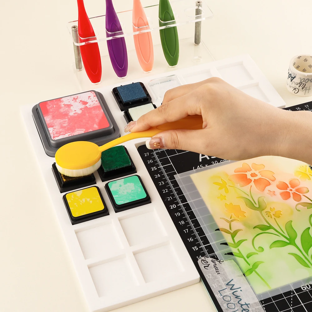 

L-Shape Rectangle Square Non-Slip Silicone Ink Pad Holder Mini Ink Stand To Help Ink Pad Stay Craft Ink Transfer Blending Tool