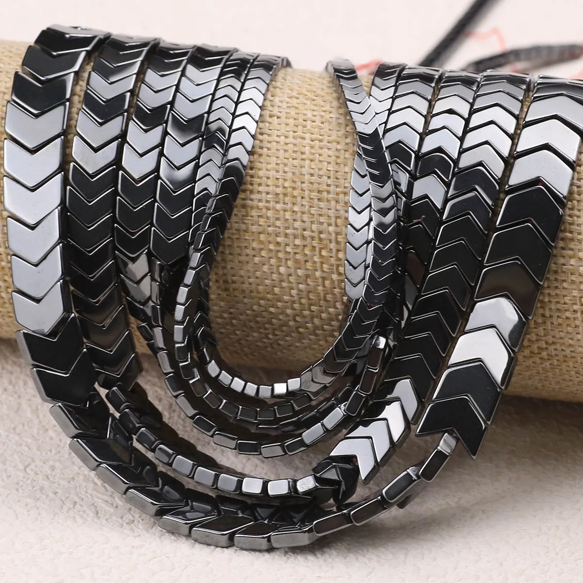 Плоские бусины из гематита в ассортименте