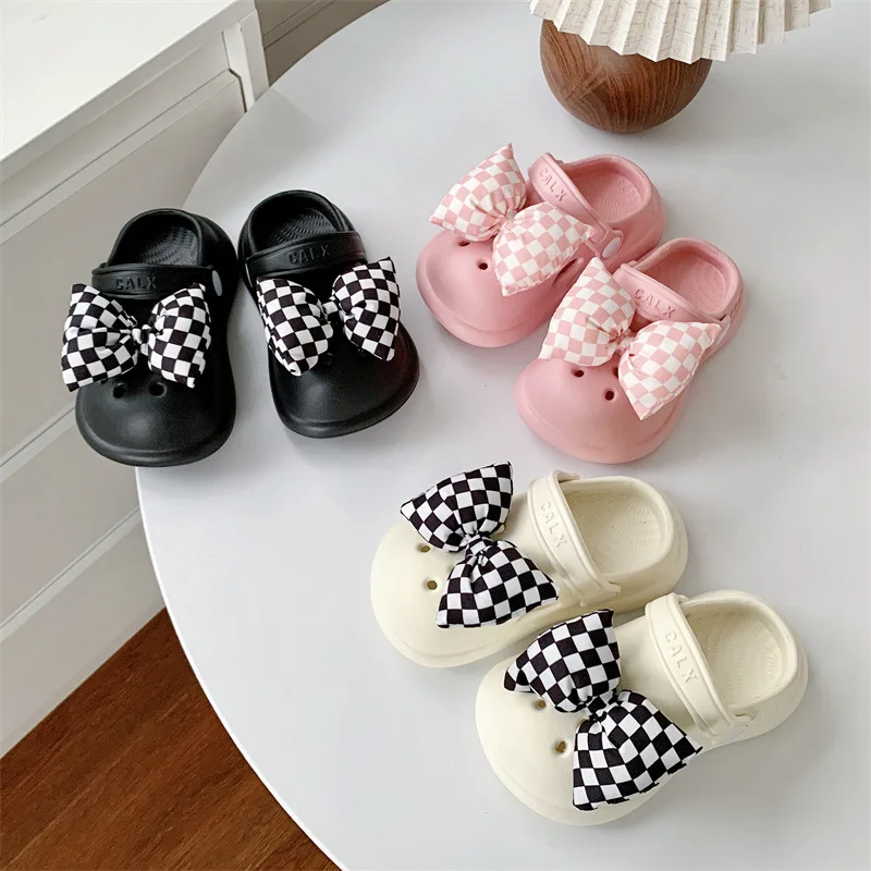 Summer Cute Soft Soles Anti Slip Indoor and Outdoor Beach Shoes Children's Sandals and Slippers for Boys and Girls