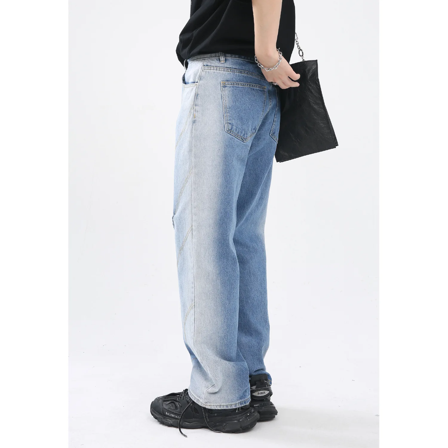 Four Seasons Men's Fashion Gradient Color Hole Straight Loose Personality Casual Jeans Men's Y2k Pants Streetwear Ins Hot Sale