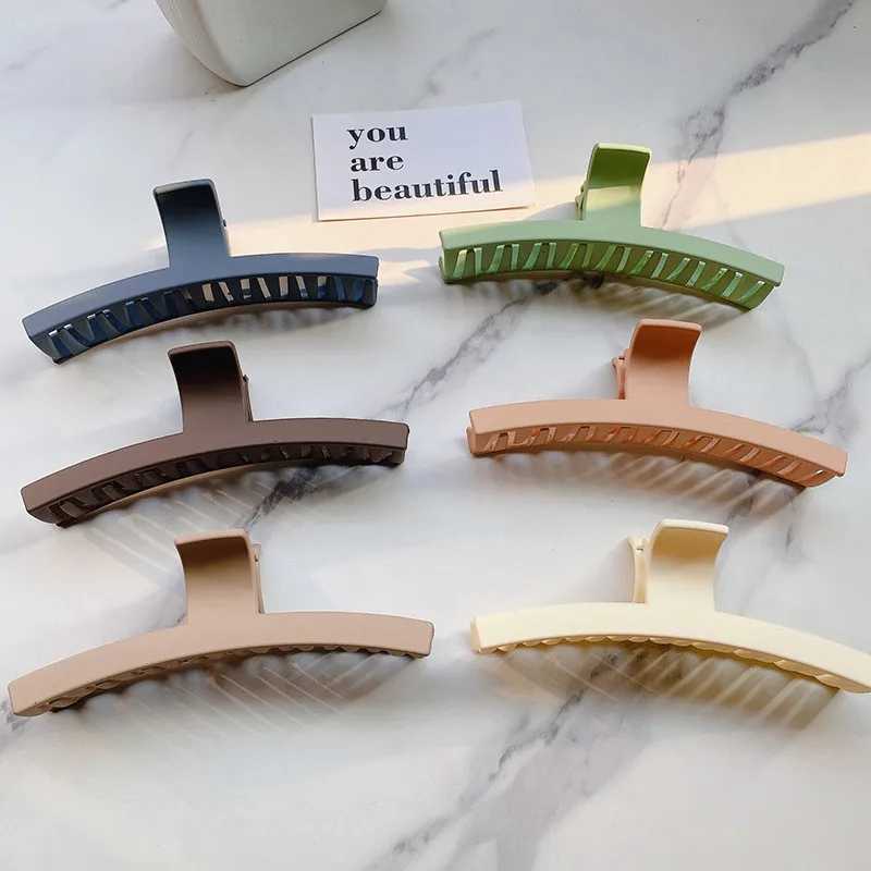 

Women Girls Plastic Hair Claws Hair Clips Headwear Large Size Hairpin Crab Barrette Fashion Ornament Hair Accessories