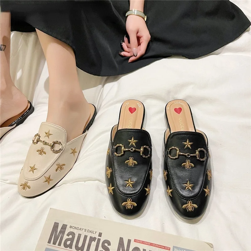 Мюли с вышивкой искусственная кожа без застежки на плоской подошве женские