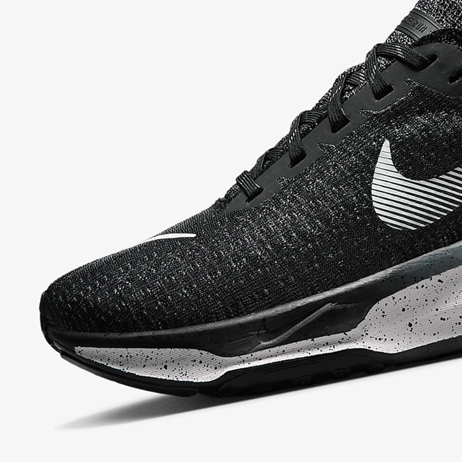 Фото Официальные мужские и женские кроссовки Nike ZoomX Invincible Authentic DR2615-002 №2