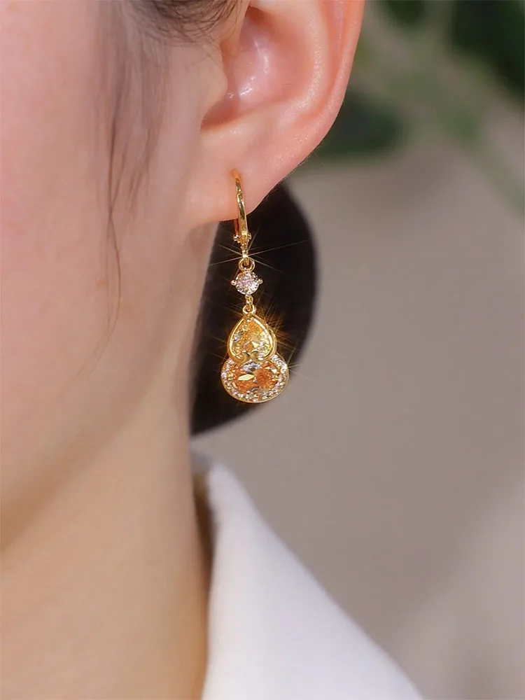 Серьги Maillard кофейного цвета с цирконием и тыквой Элегантные изысканные