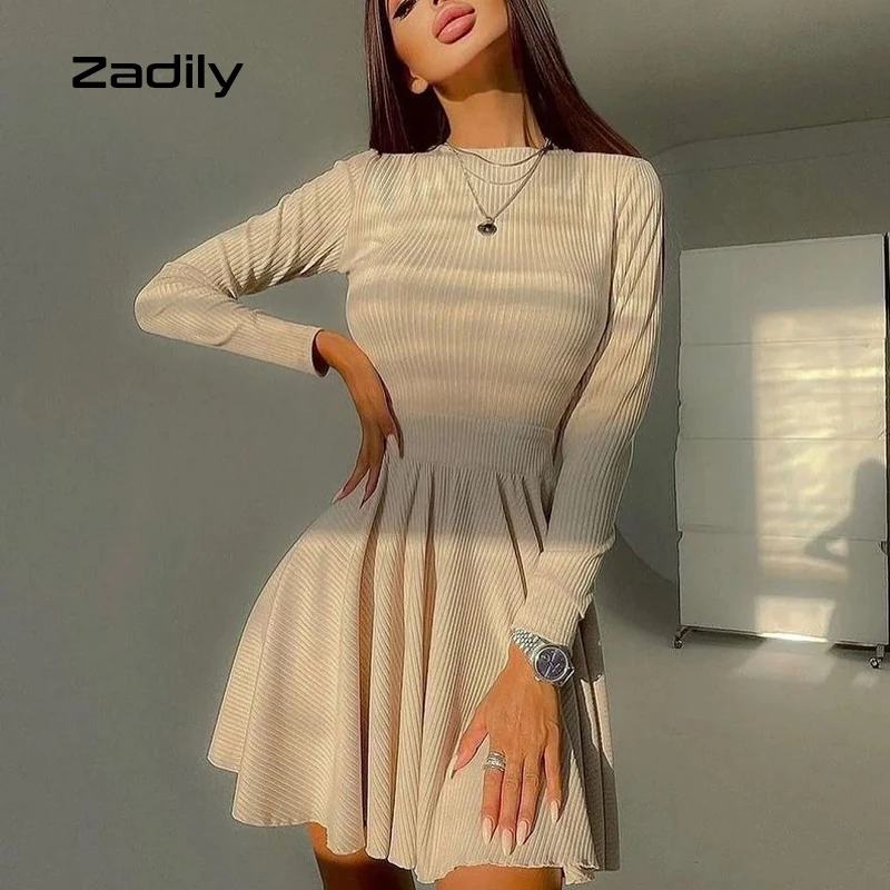 

Женское мини-платье с длинным рукавом и открытой спиной, весна 2022