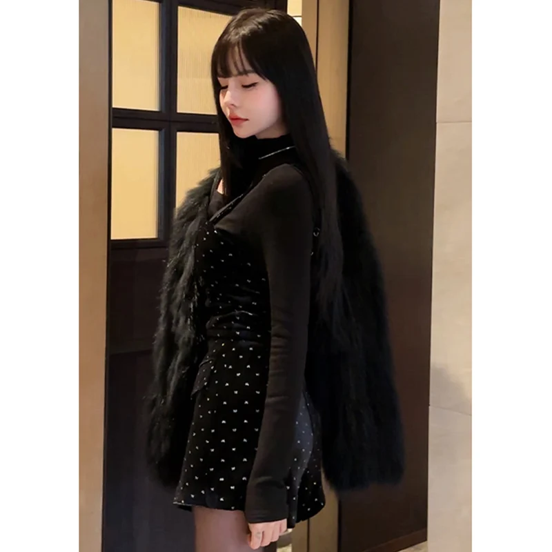 Elegant Graceful Shiny Velvet Long sleeve Top Set Fashion Design Versatile Skirt Sling Two-piece