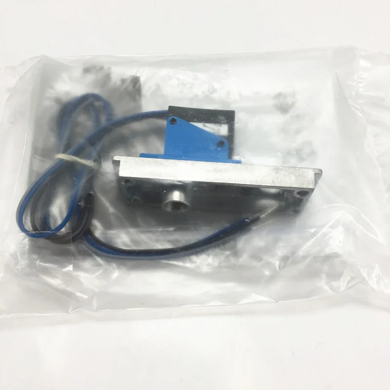 

PE-1/8-2N-SW 7862 PE-1/8-2N 7860 FESTO Gas-electric converter PE series Pneumatic components PE series