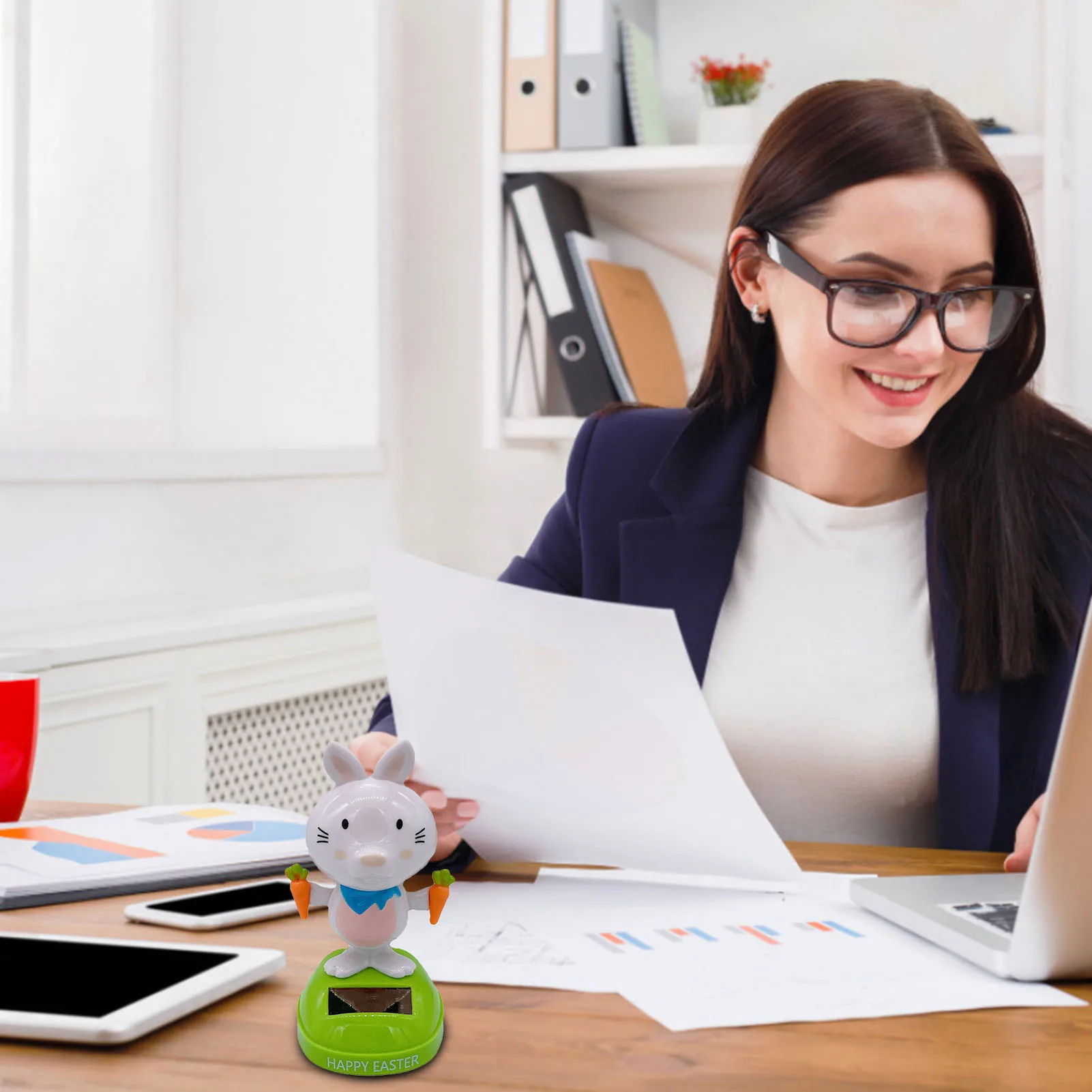 

Solar Powered Dancing Figures Cute Solar Dancing Carrots Rabbit Figures Car Dashboard Ornaments Accessories For Women Teens Men