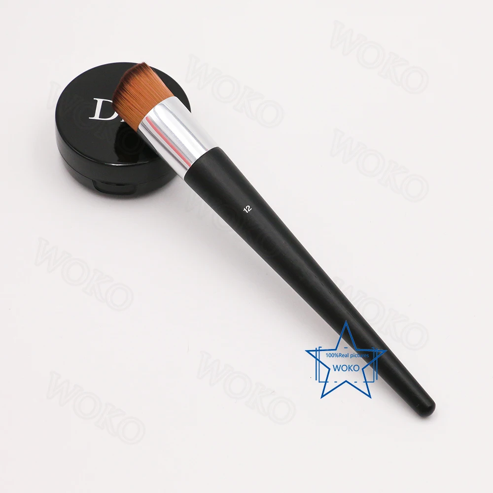 

D12 Cream Foundation Brush Makeup Tool Foundation Liquid BB Cream Concealer Blending Brush Foundation Makeup Brush With box