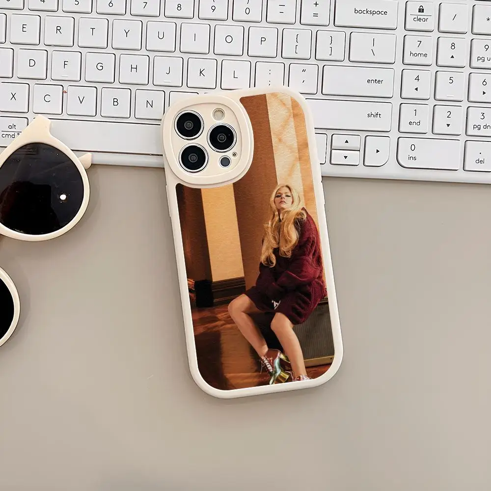 Singer A-Avril Lavigne MAISTO Коврик для мыши Чехол из овечьей кожи Iphone 16 15 14 13 11 12 Pro Max Xr X Xs 8 7 Plus