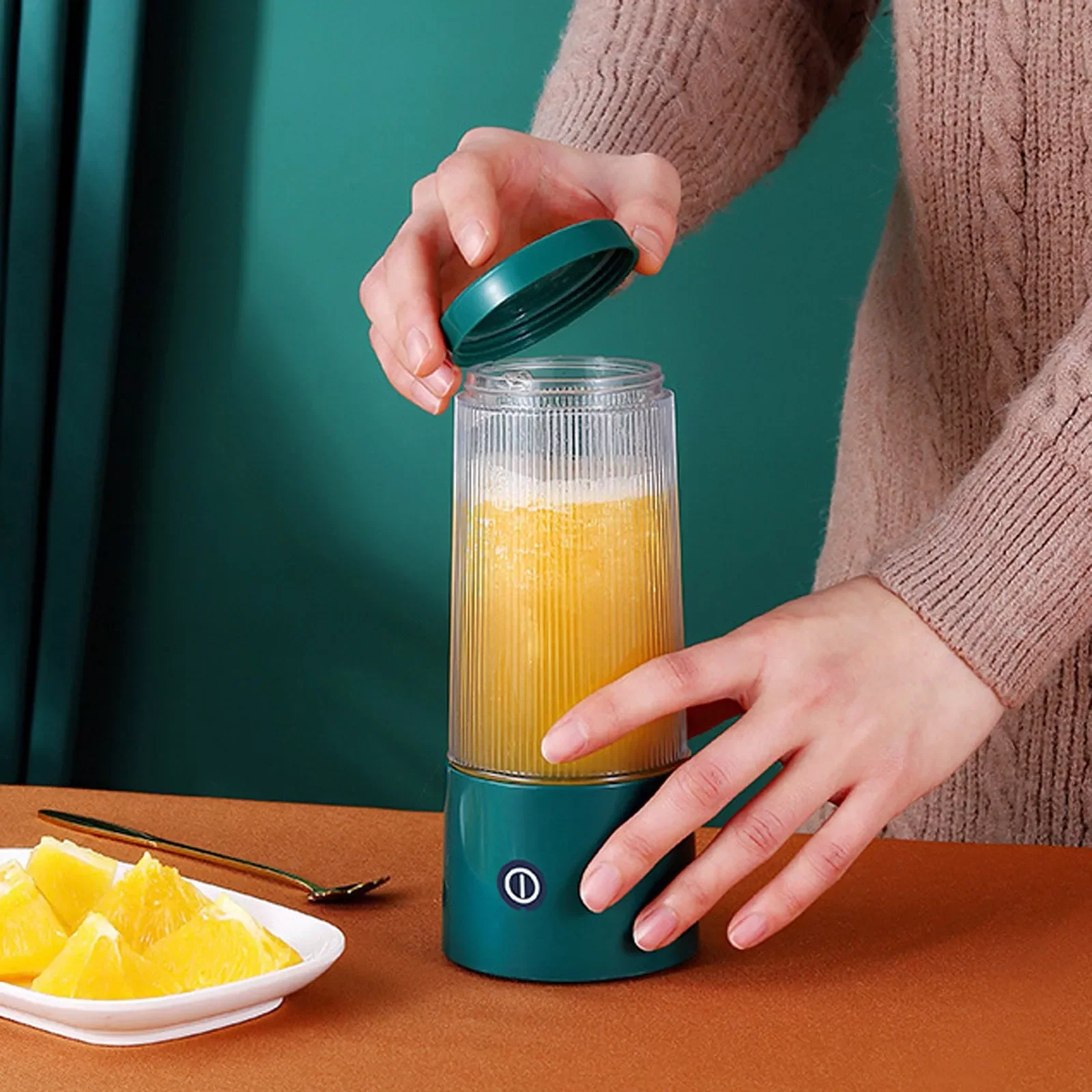 

Mini Portable Blender Fruit Mixers Fruit Extractors Multifunction Juice Maker Machine Blender Smoothies Mixer