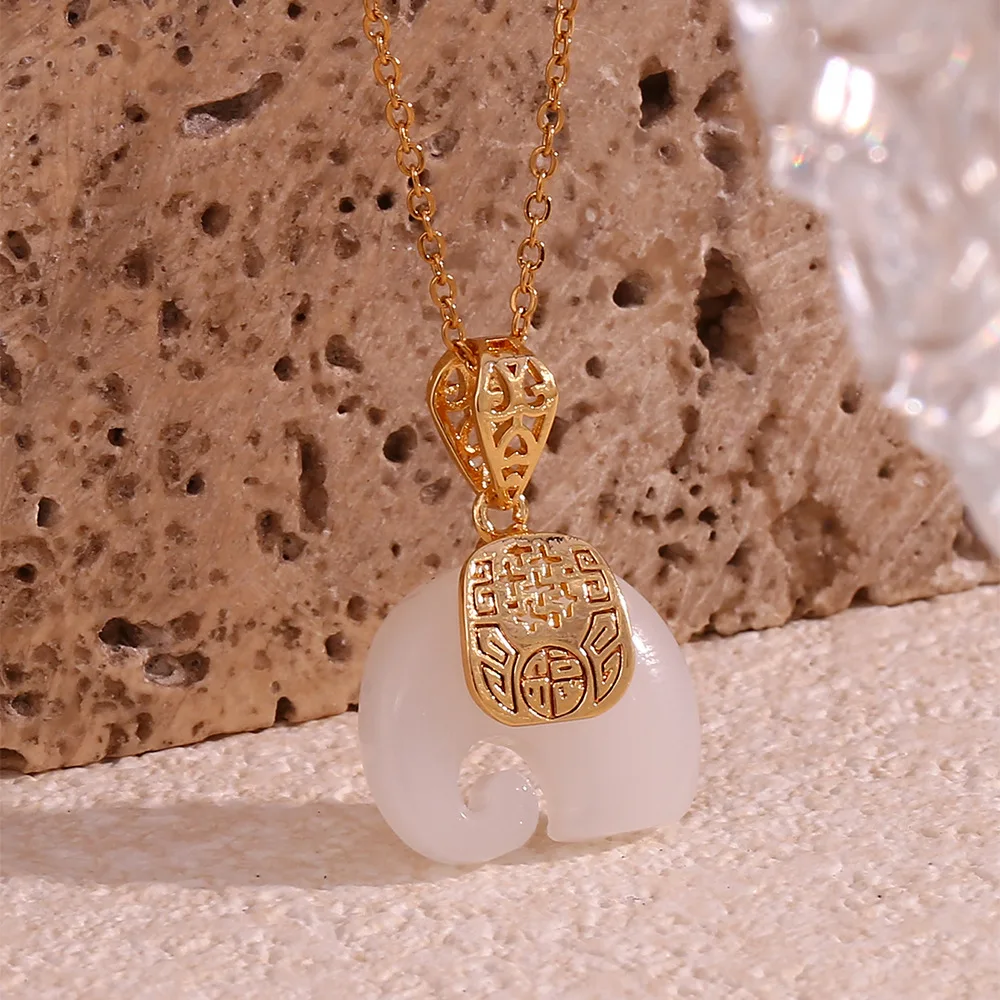 

316 Stainless Steel White Hetian Jade Baby Elephant pendant Necklace for Women Waterproof Dweatproof Non-fading Jewelry Wholesal