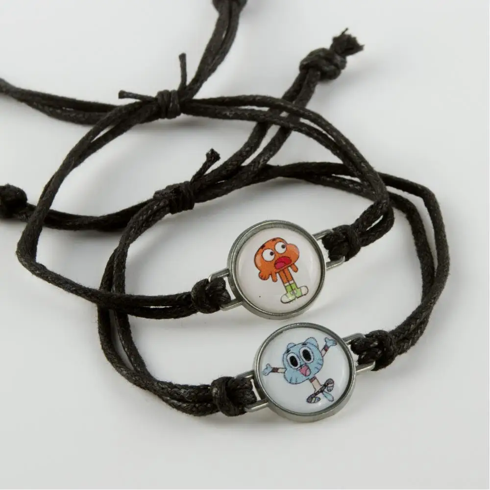 

Gumball figured macrame bracelet